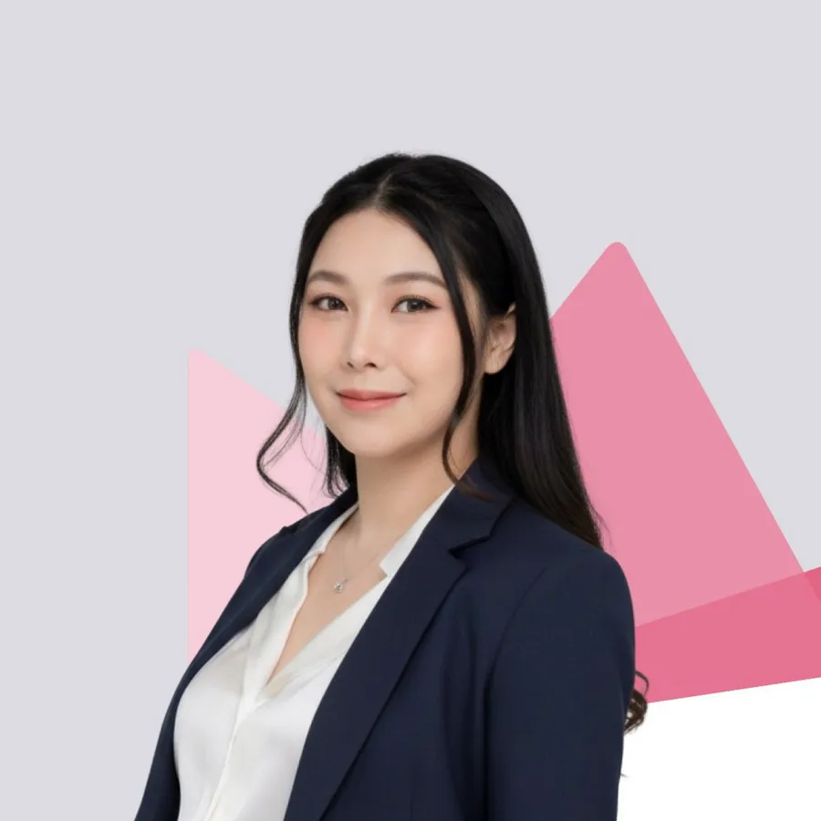 คุณรุ้งลาวัลย์ ตัวแทนประกันชีวิต AIA FA และ MDRT